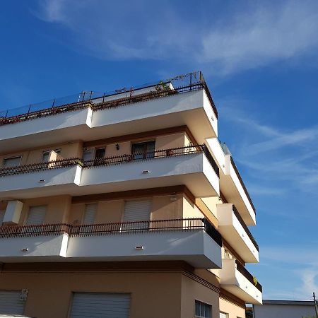 Quality Apartment Parisina 佩斯卡拉 外观 照片
