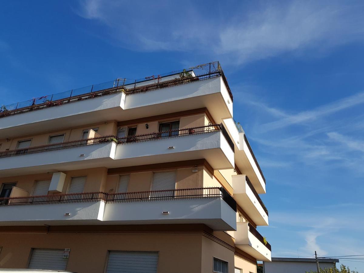 Quality Apartment Parisina 佩斯卡拉 外观 照片
