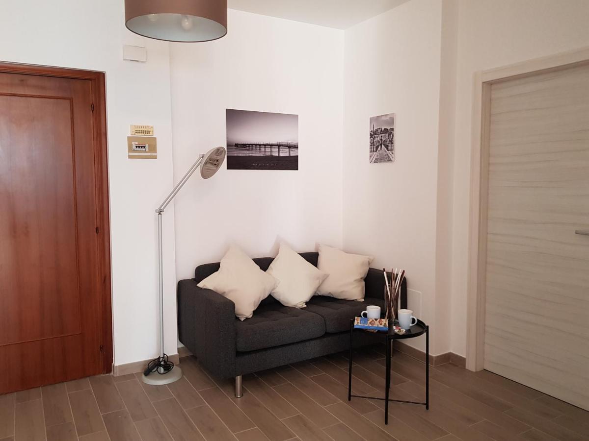 Quality Apartment Parisina 佩斯卡拉 外观 照片